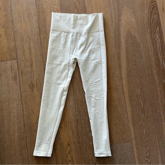 Aleur Matching Set - Picture 8 of 12